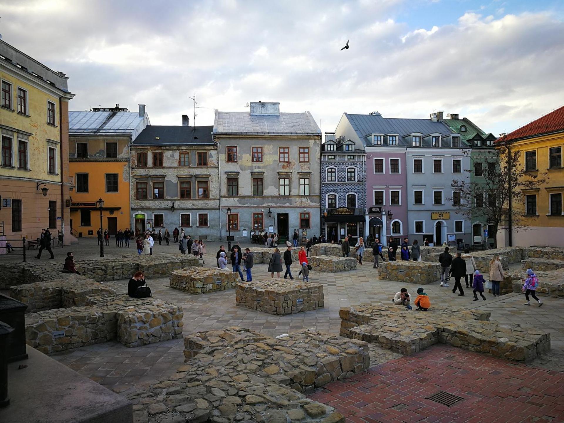 Dom Tu I Teraz Pansiyon Lublin Dış mekan fotoğraf